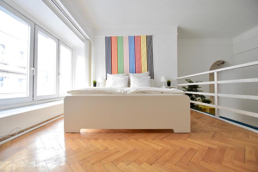 Budget Apartment By Hi5 - Akacfa 4 Будапеща Екстериор снимка